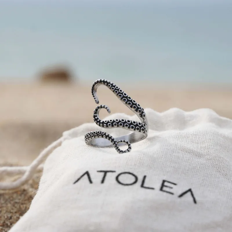 Octopus Ring made by Atolea