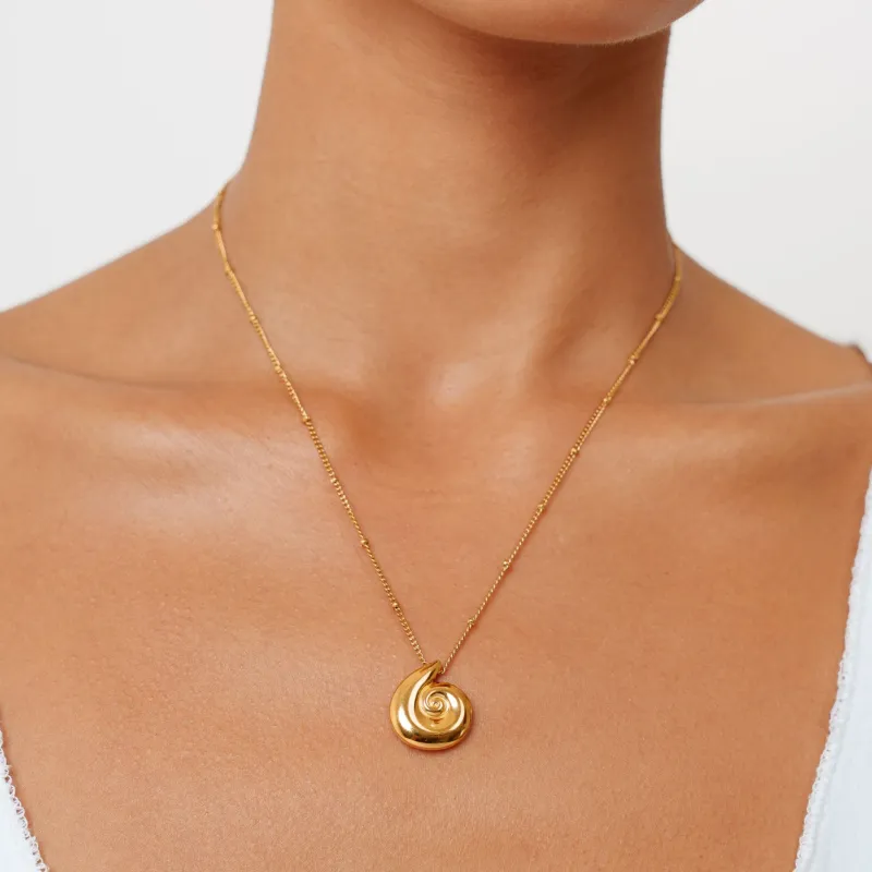 Shell Necklace made by Atolea