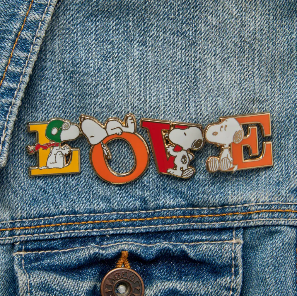 PEANUTS Y ALPHABET ENAMEL PIN sold by TSPTR product image thumbnail 2