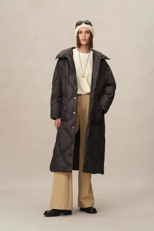 Lyse Water-Repellent Long Quilted Duck Down Puffer Jacket in High-Density Fabric made by Fabrique