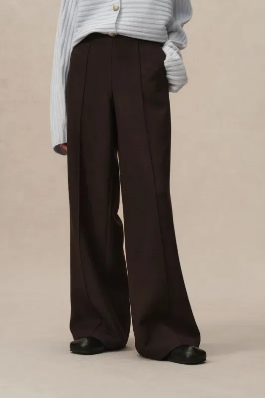 Svichka Twill Straight Leg Pants in Merino Wool Twill made by Fabrique