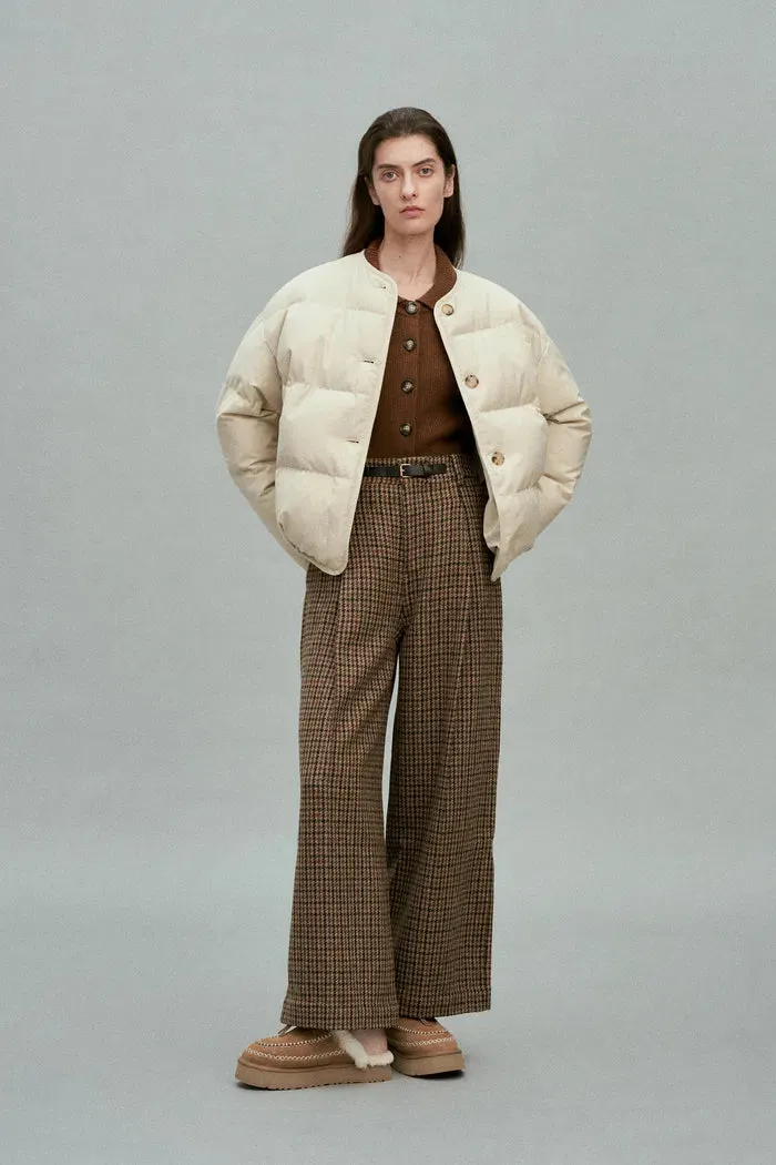 Demi Collared Cardigan in Merino Wool-Cashmere sold by Fabrique product image thumbnail 2