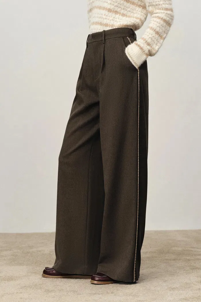 Julie Shell Stitch Detailing Sweat Pants in Lightweight Suiting sold by Fabrique product image thumbnail 3