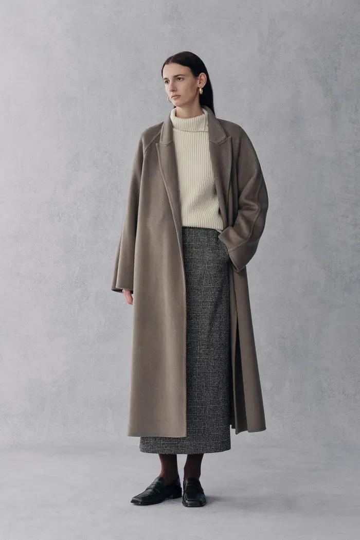 Ava Peaked Lapel Coat in Merino Cashmere Blend sold by Fabrique product image thumbnail 3