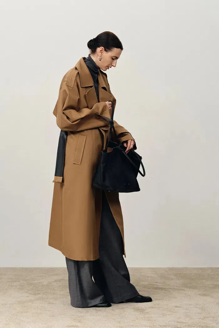 Belroche Removable Quilt Trench Coat in Cotton Blend sold by Fabrique product image thumbnail 5