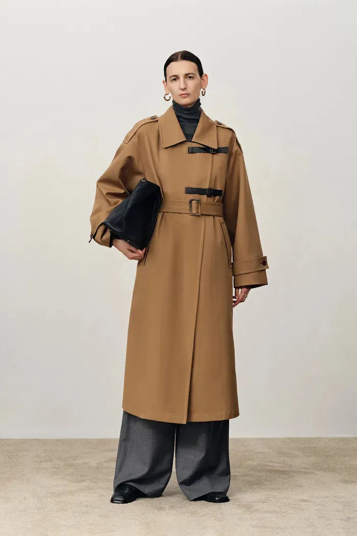 Belroche Removable Quilt Trench Coat in Cotton Blend sold by Fabrique