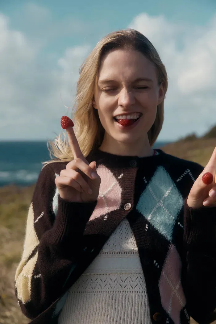 Hart Argyle Short Cardigan in Wool Cashmere Blend Knit sold by Fabrique product image thumbnail 4