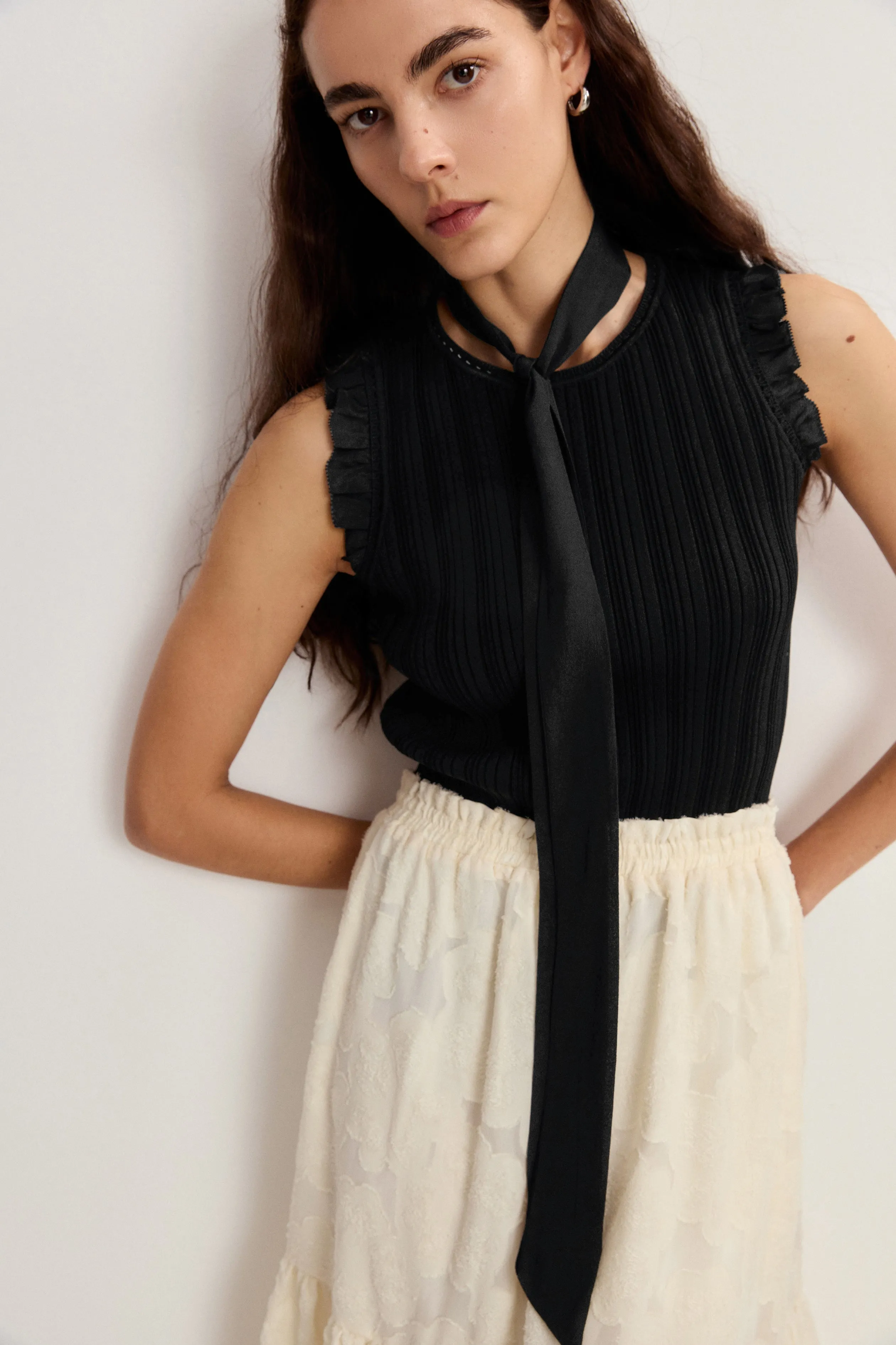 Rose Hand Crochet Sleeveless Black Top in Stretch Yarn sold by Fabrique product image thumbnail 2