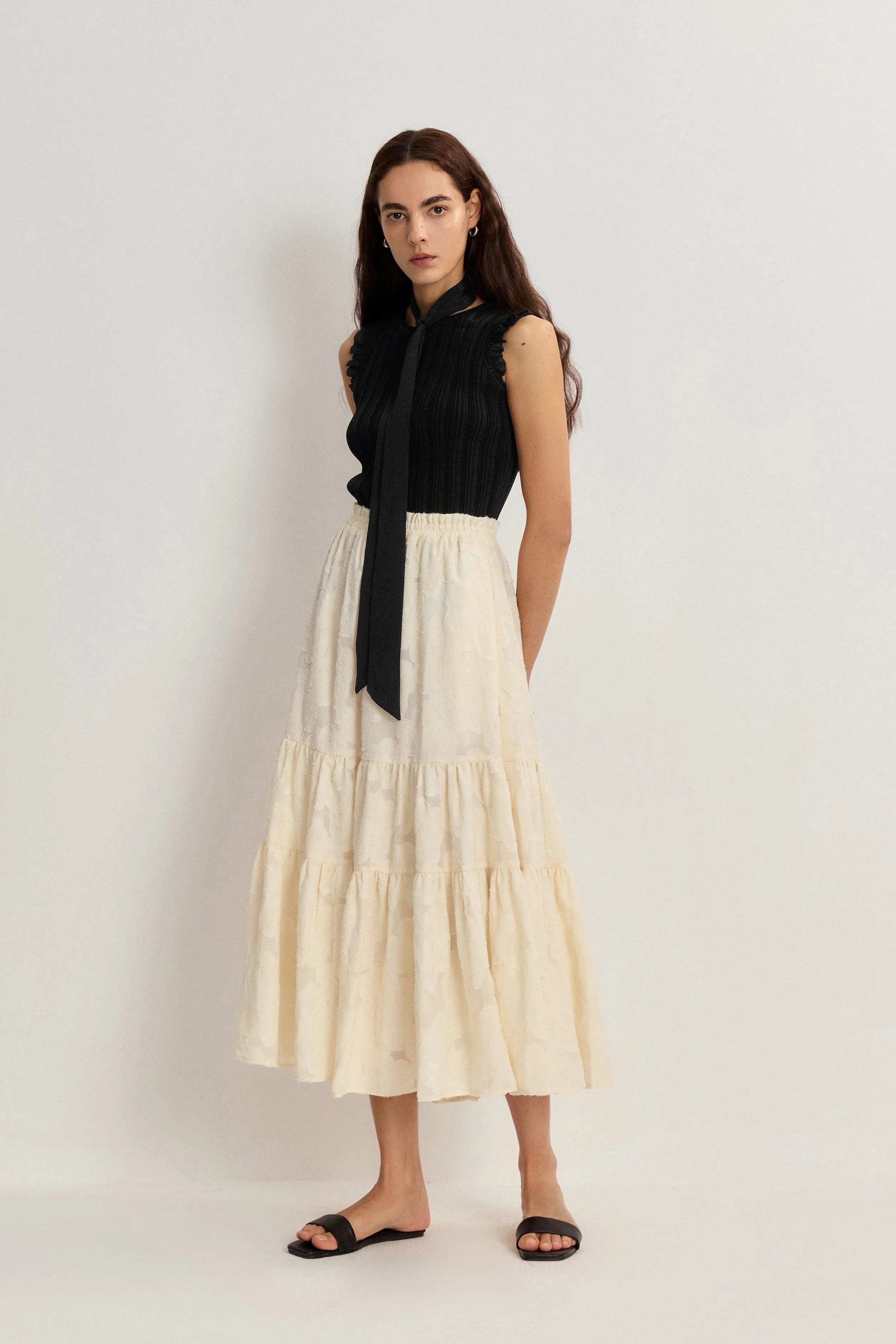 Rose Hand Crochet Sleeveless Black Top in Stretch Yarn sold by Fabrique product image thumbnail 3