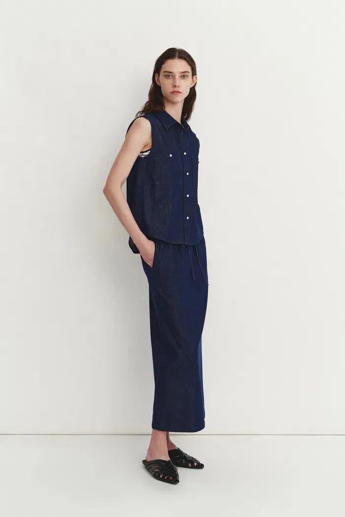 Giulia Lightweight Sleeveless Top in Linen-Cotton Denim sold by Fabrique product image thumbnail 3
