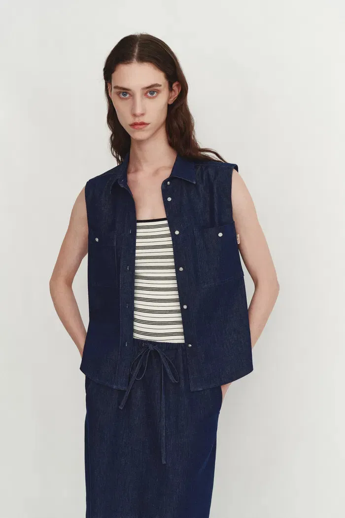 Giulia Lightweight Sleeveless Top in Linen-Cotton Denim sold by Fabrique product image thumbnail 2