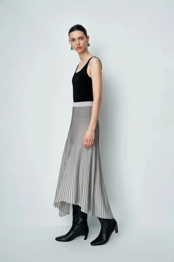 Freya Skirt in Summer Stretch Yarn Knit sold by Fabrique product image thumbnail 5