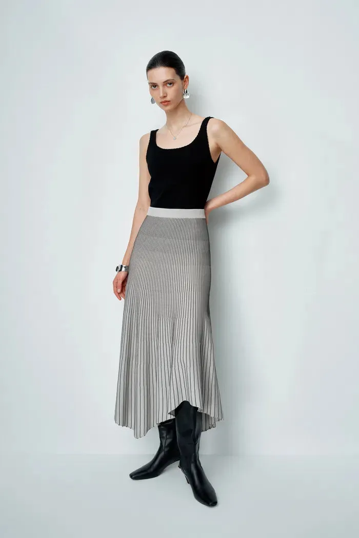 Freya Skirt in Summer Stretch Yarn Knit sold by Fabrique product image thumbnail 3