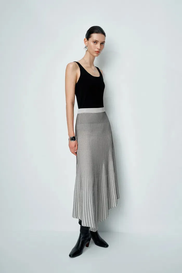 Freya Skirt in Summer Stretch Yarn Knit sold by Fabrique product image thumbnail 4