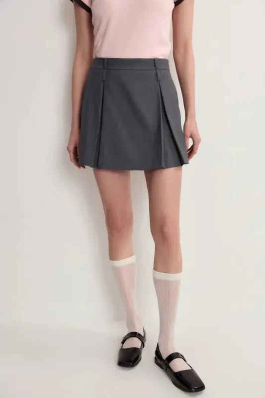 Emily Wren Pleated Mid Rise Skort in Fine Twill sold by Fabrique