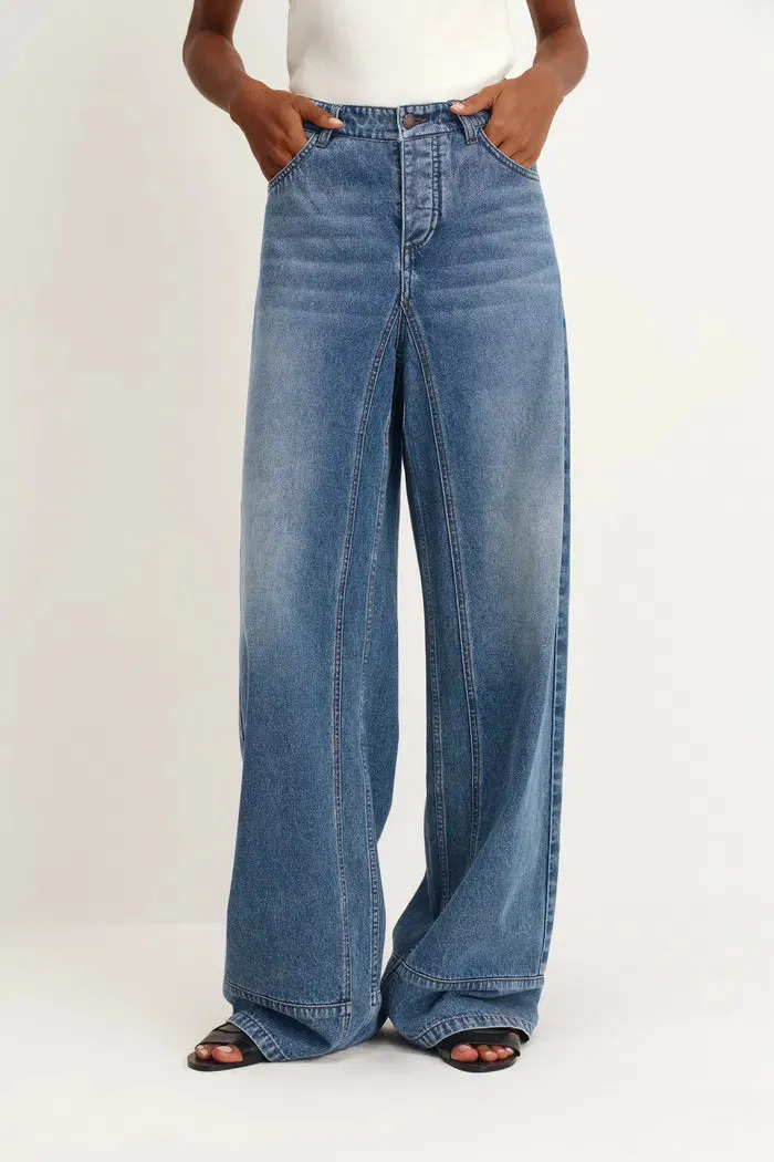 Glaire Zip Fly Straight Wide Leg Jeans in Lyocell Denim - Updated Fit sold by Fabrique product image thumbnail 3