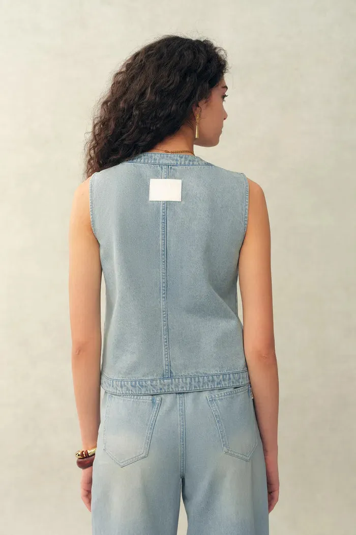 Perla Embossed Flowers Sleeveless Round Neck Top in Cotton Denim sold by Fabrique product image thumbnail 4