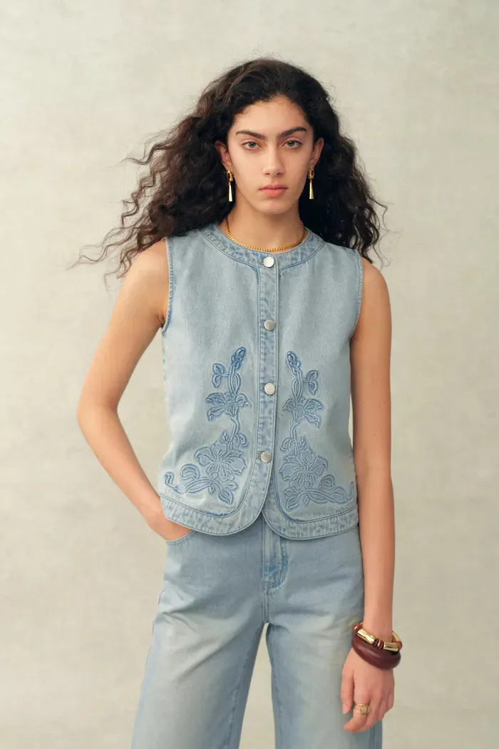 Perla Embossed Flowers Sleeveless Round Neck Top in Cotton Denim sold by Fabrique product image thumbnail 2
