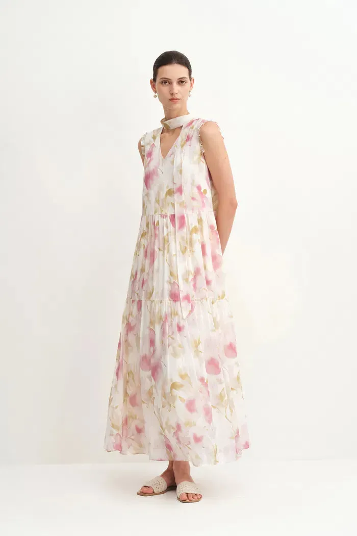 Lina Scarf Neck Flora Printed Dress in Silk-Linen Blend sold by Fabrique product image thumbnail 4