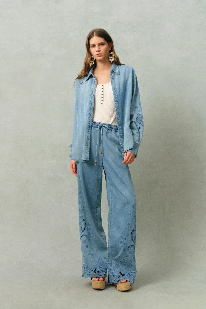 Vinetta Floral Embroidered Cut Out Jeans in Cotton-Linen Denim sold by Fabrique product image thumbnail 3