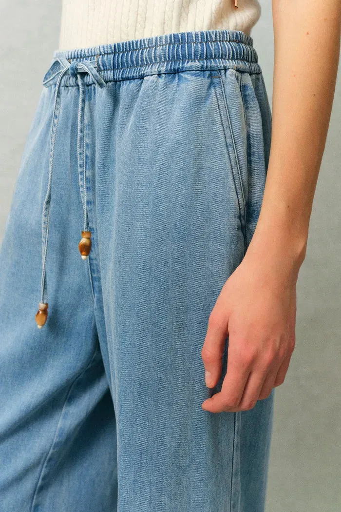 Vinetta Floral Embroidered Cut Out Jeans in Cotton-Linen Denim sold by Fabrique product image thumbnail 5