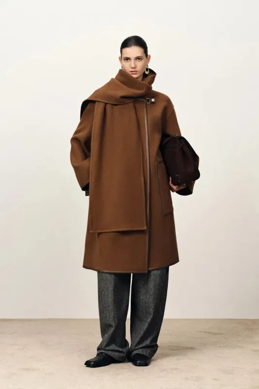 Selian Detachable Scarf Coat in Double-Face Merino Wool made by Fabrique