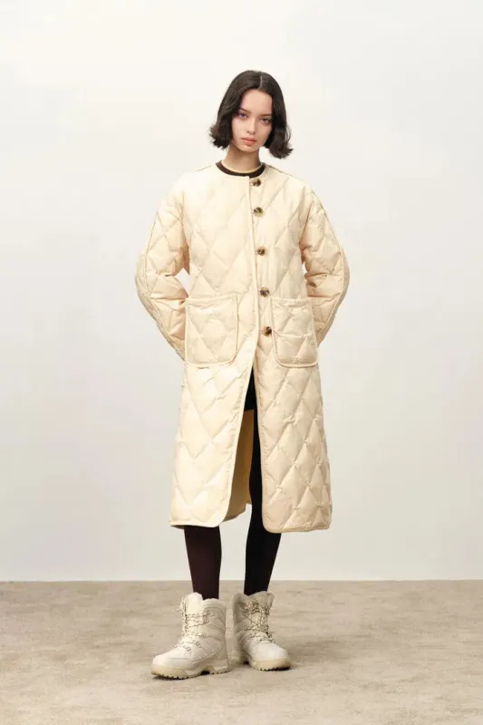 Paisley Zero Gravity Feel Long Down Jacket in Airy Cotton Blend made by Fabrique
