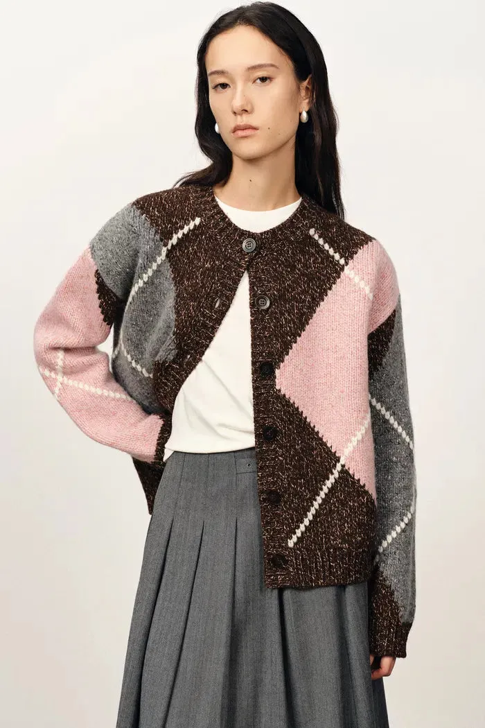 Ganache Contrast Check Cardigan in Coarse-Spun Merino Wool Knit sold by Fabrique product image thumbnail 2