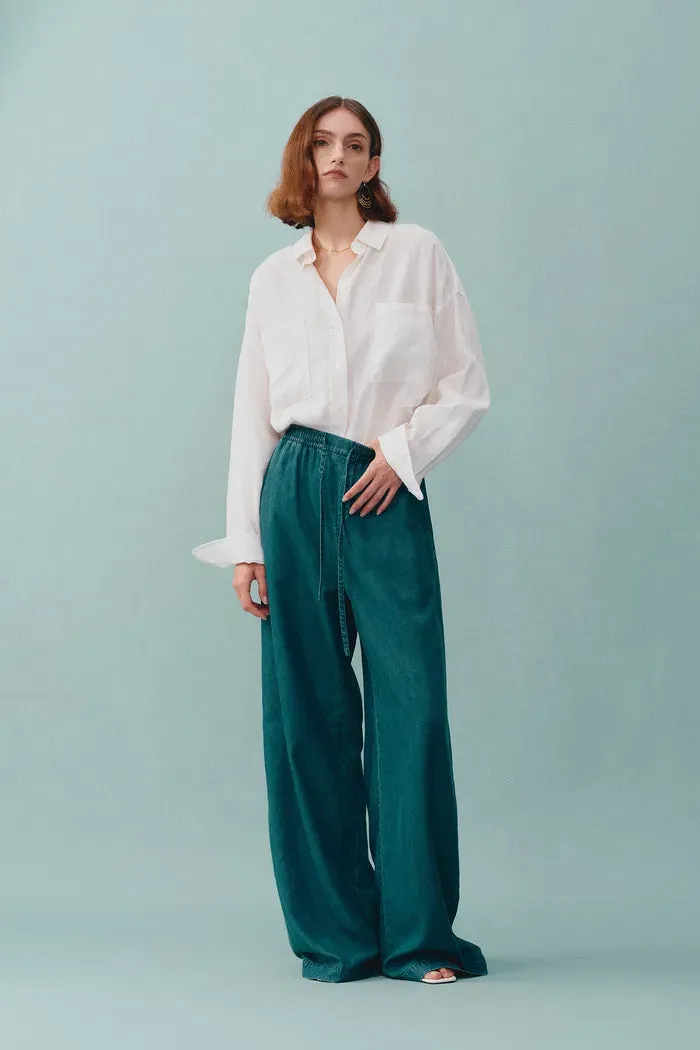 Una Double Patch Pocket Shirt in Linen sold by Fabrique product image thumbnail 3