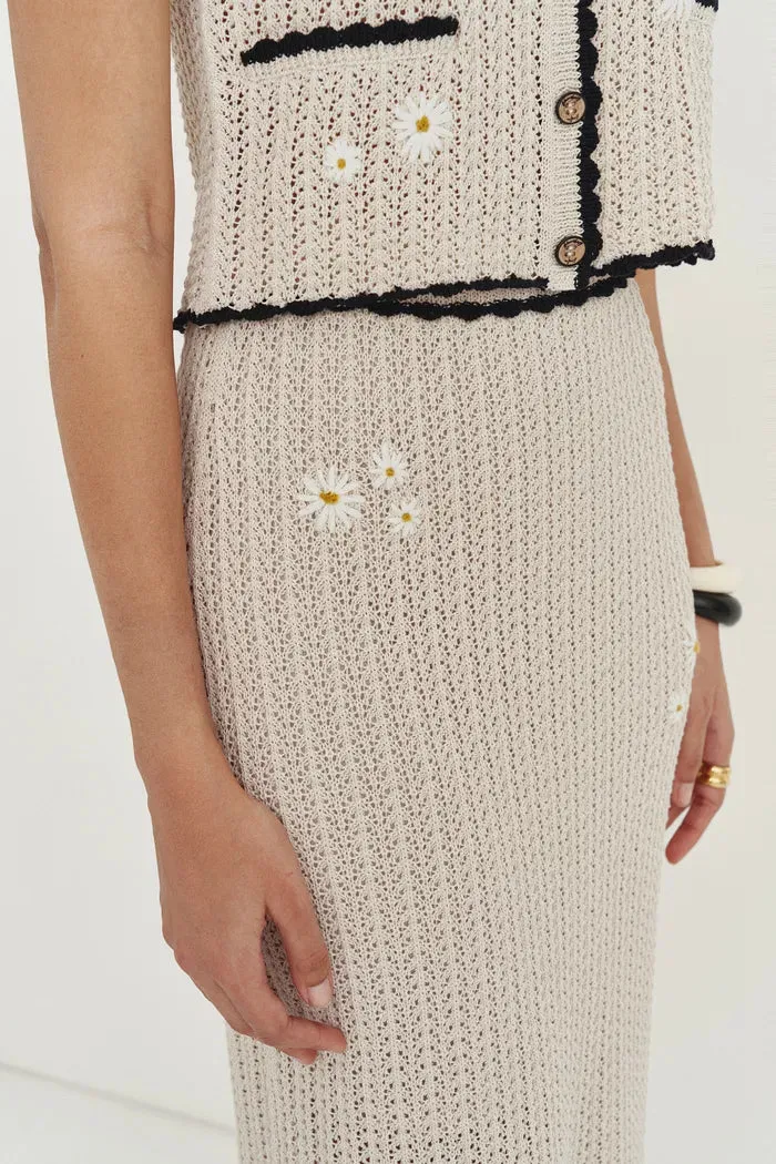 Azores Handcrafted Daisy Crochet Sleeveless Top and Palma Midi Skirt Set in Cotton-Linen Blend sold by Fabrique product image thumbnail 5