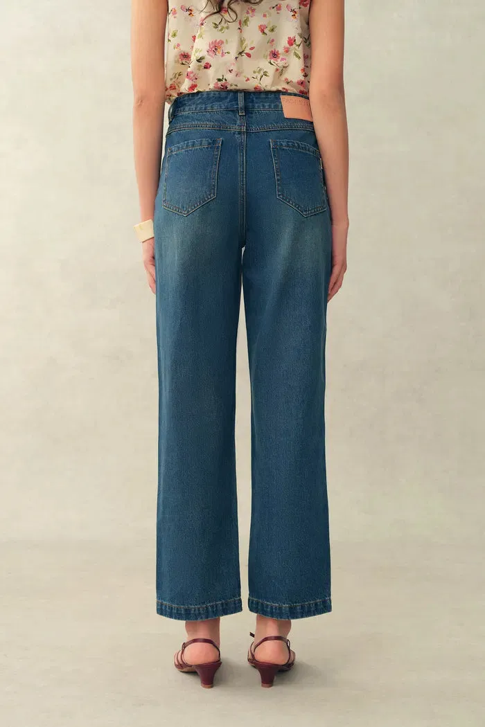 Paz Crop Jeans in Cotton Denim sold by Fabrique product image thumbnail 4