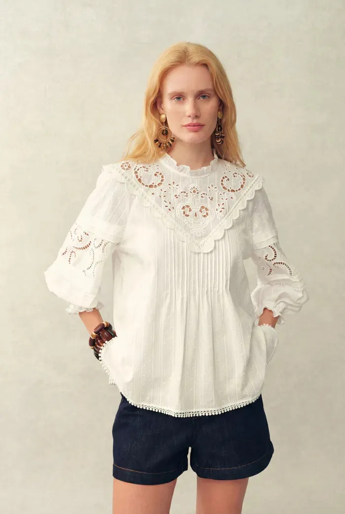 Iris V-Seam Embroidery Puffy Sleeve Blouse in Cotton Jacquard sold by Fabrique product image thumbnail 2