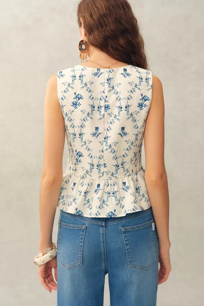 Elara Pleated Floral Square Neck Pearl Button Sleeveless Top and Skirt Set in Linen Blend sold by Fabrique product image thumbnail 3