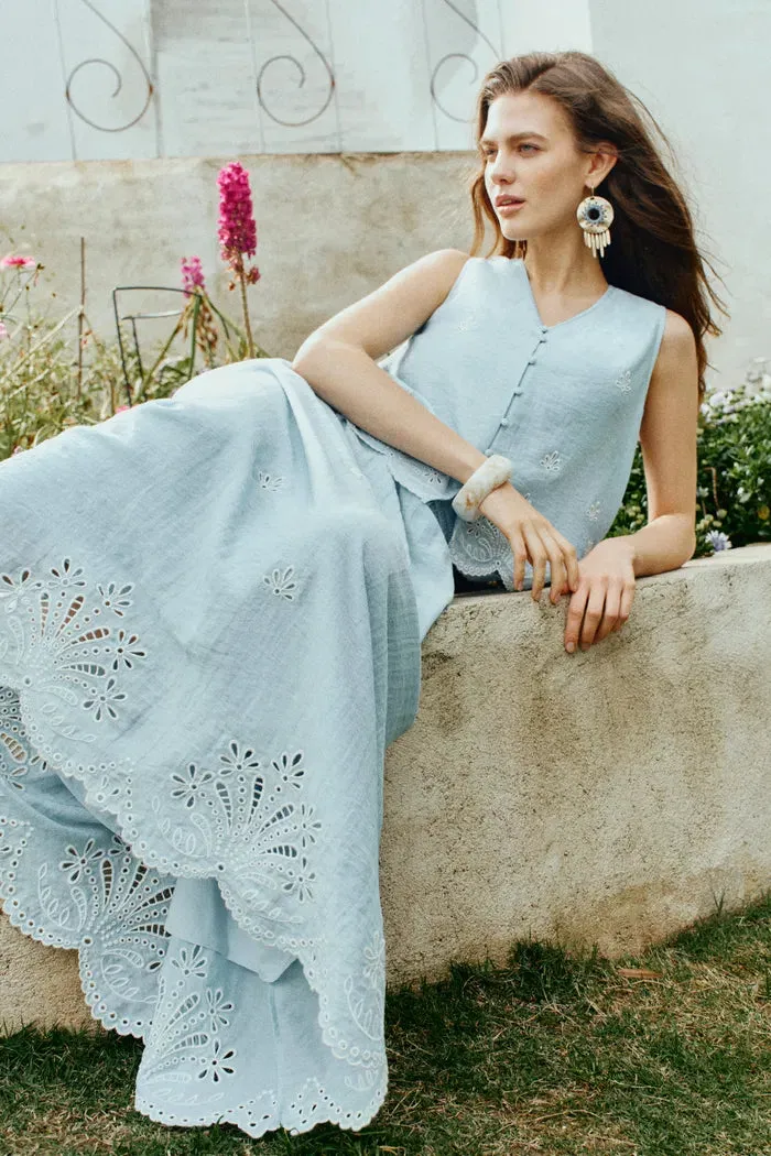Yori Floral Embroidery V Neck Sleeveless Top in Linen Blend sold by Fabrique product image thumbnail 3
