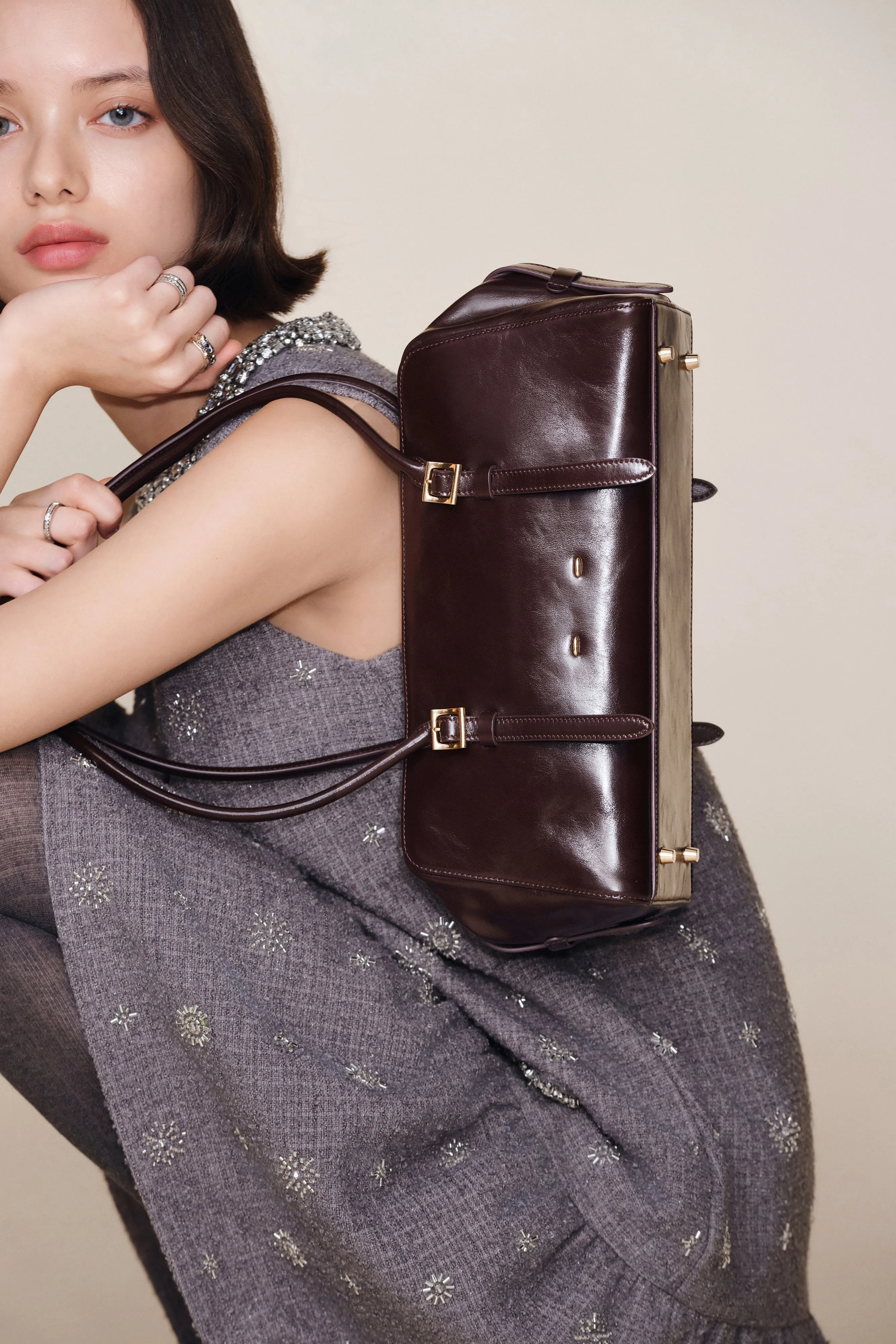Monti East West Shoulder Bag in Oiled Waxed Top Grain Leather sold by Fabrique product image thumbnail 4