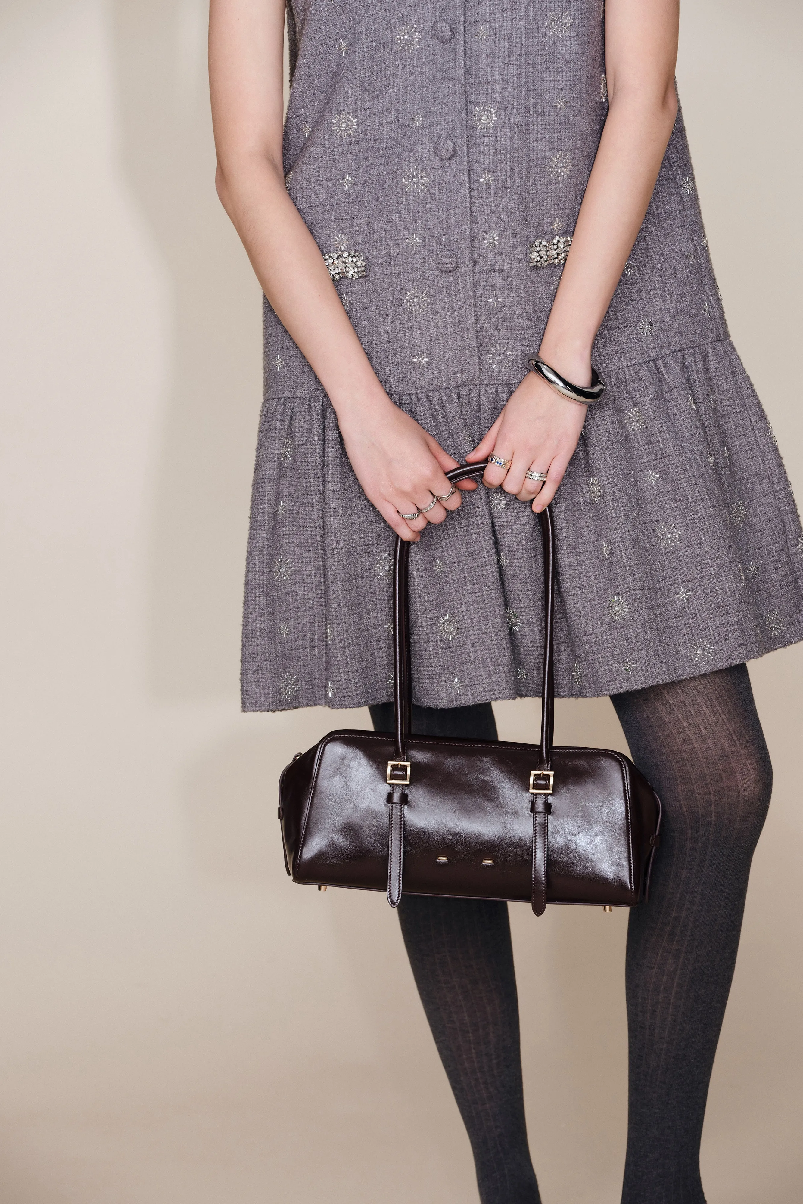 Monti East West Shoulder Bag in Oiled Waxed Top Grain Leather sold by Fabrique product image thumbnail 5