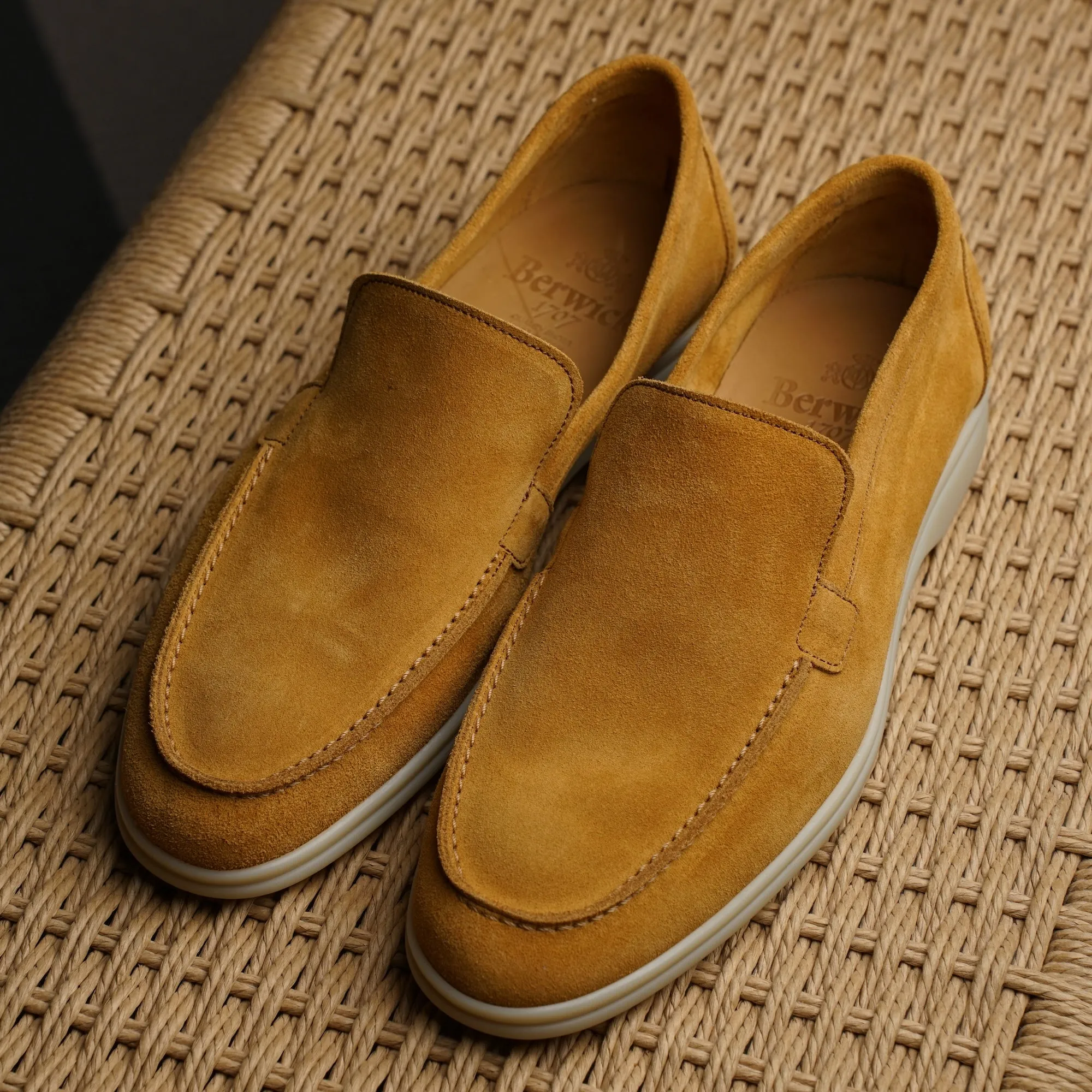 Palma Flex - Amber Suede sold by Mehra product image thumbnail 5