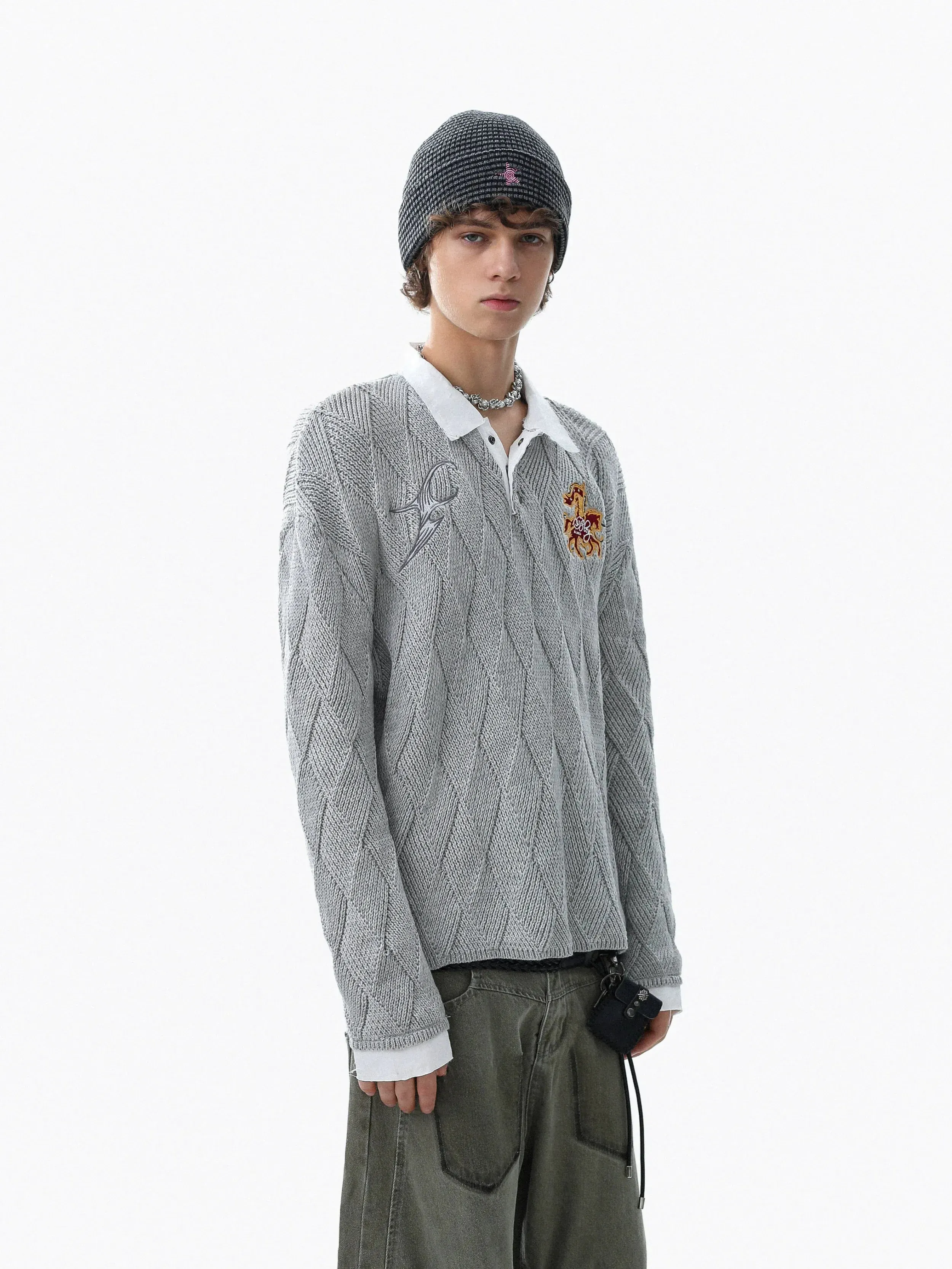 RT No. 50215 KNITWEAR DIAMOND COLLAR SWEATER sold by Real Takai product image thumbnail 4