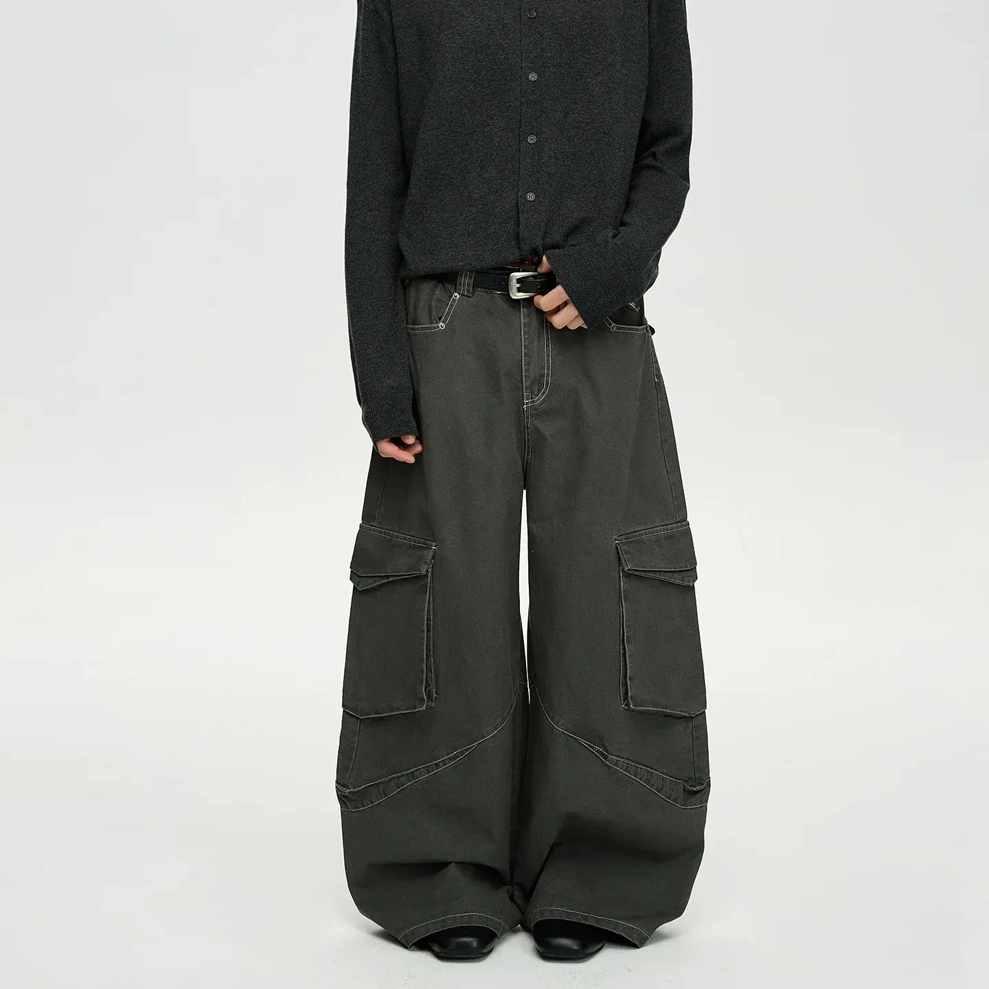 RT No. 40757 BAGGY STRAIGHT CARGO PANTS sold by Real Takai