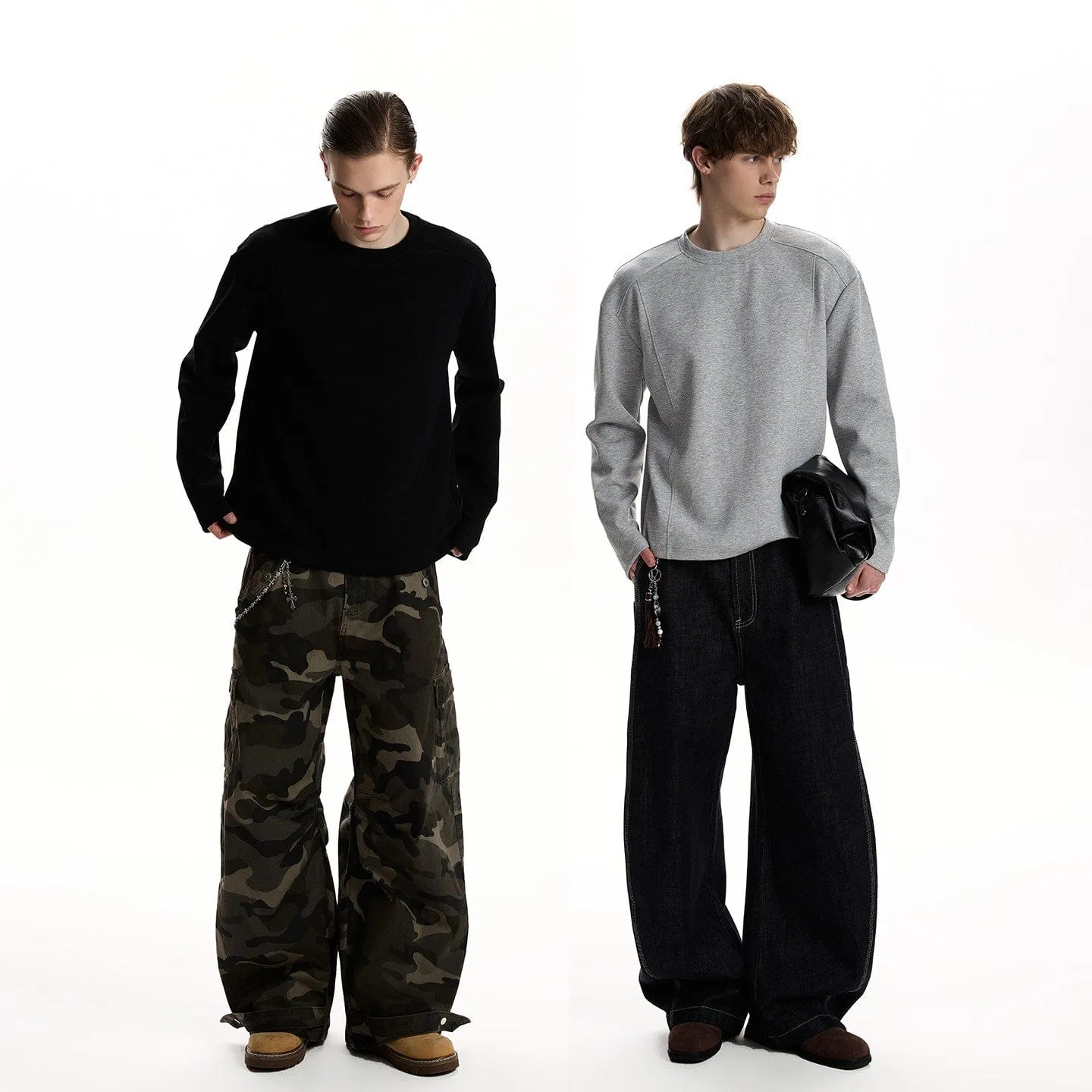 RT No. 59075 SILHOUETTE BOXY CREWNECK SWEATER sold by Real Takai product image thumbnail 5