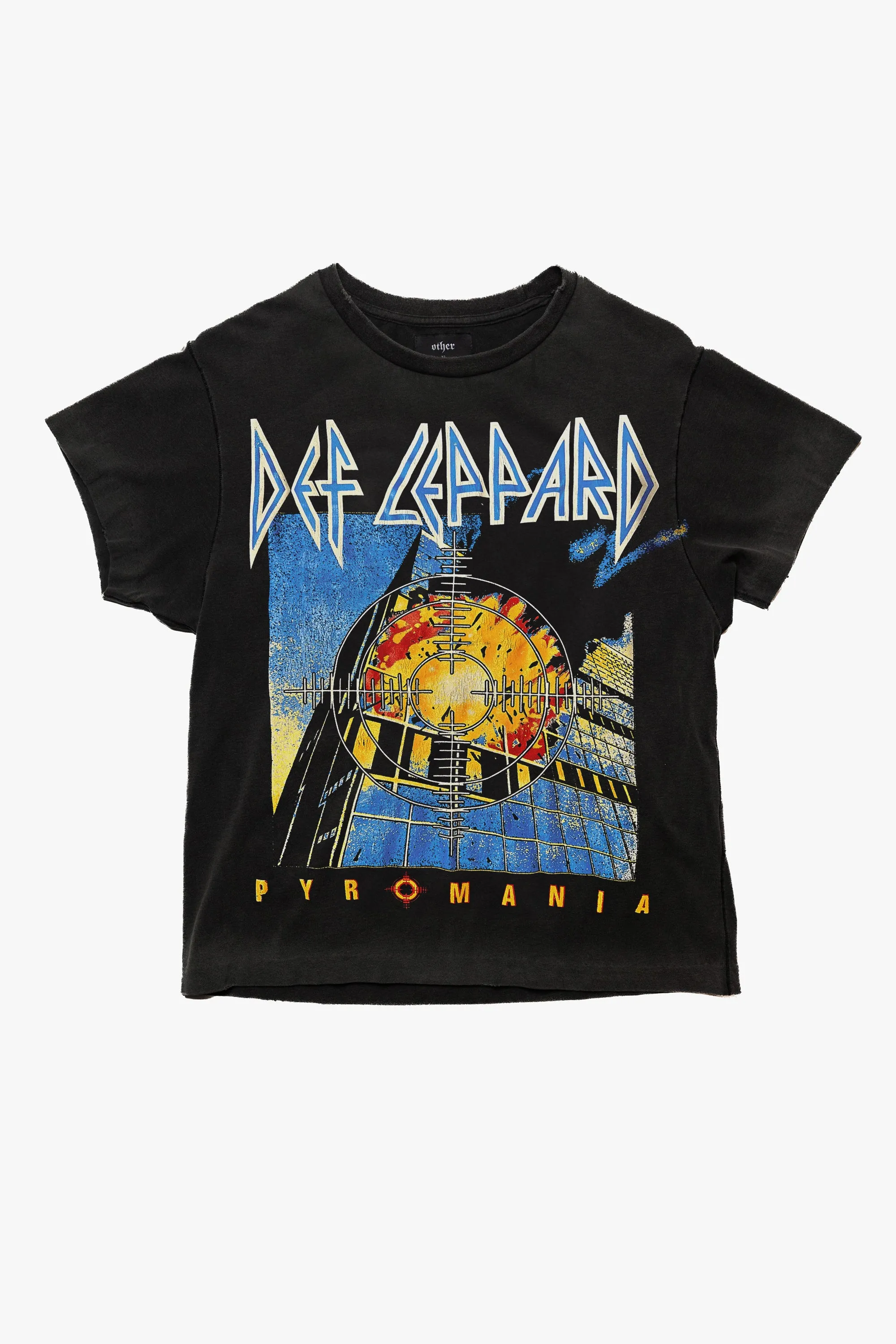 DEF LEPPARD PYROMANIA VINTAGE T-SHIRT sold by Other UK
