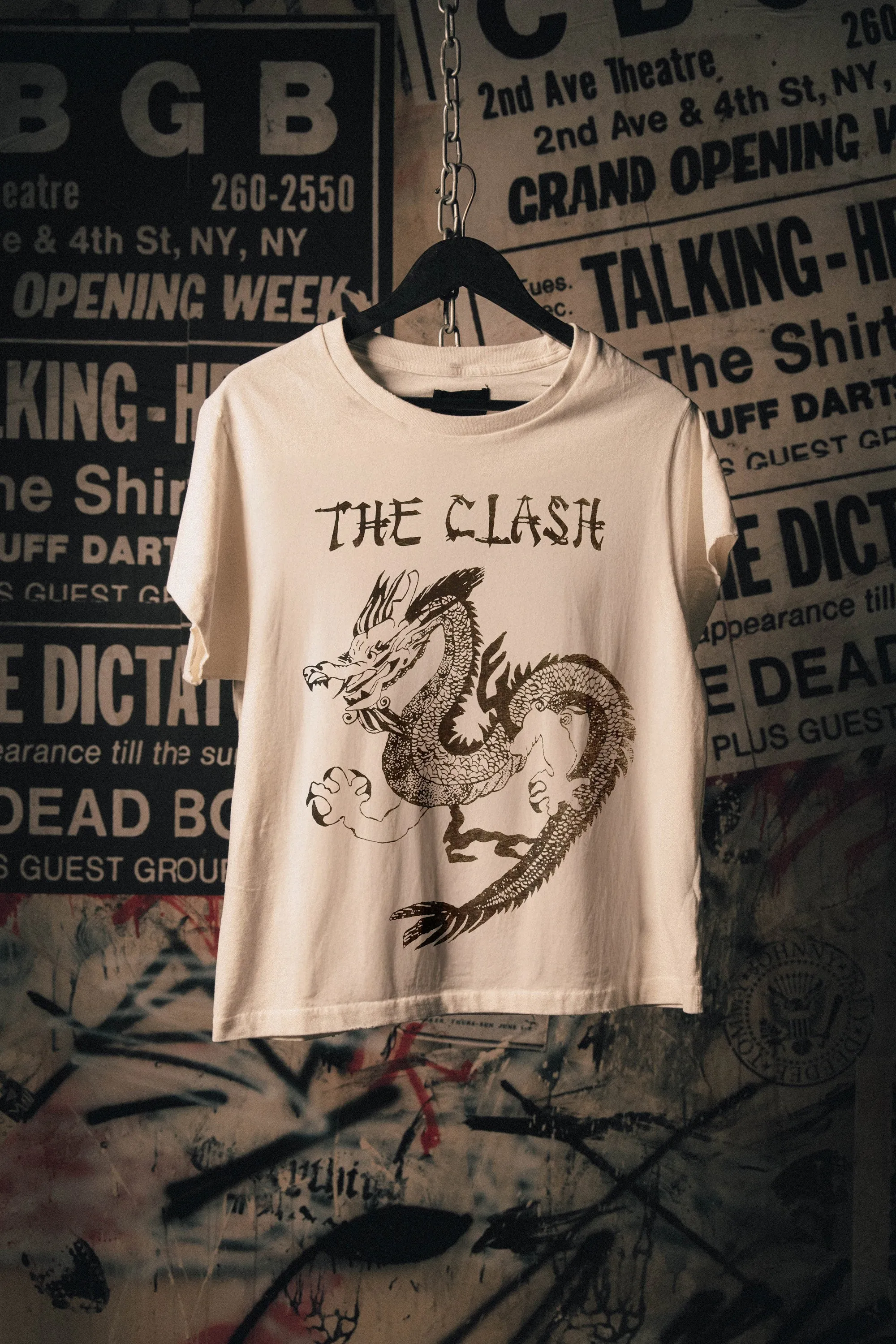 THE CLASH DRAGON VINTAGE T-SHIRT sold by Other UK product image thumbnail 4