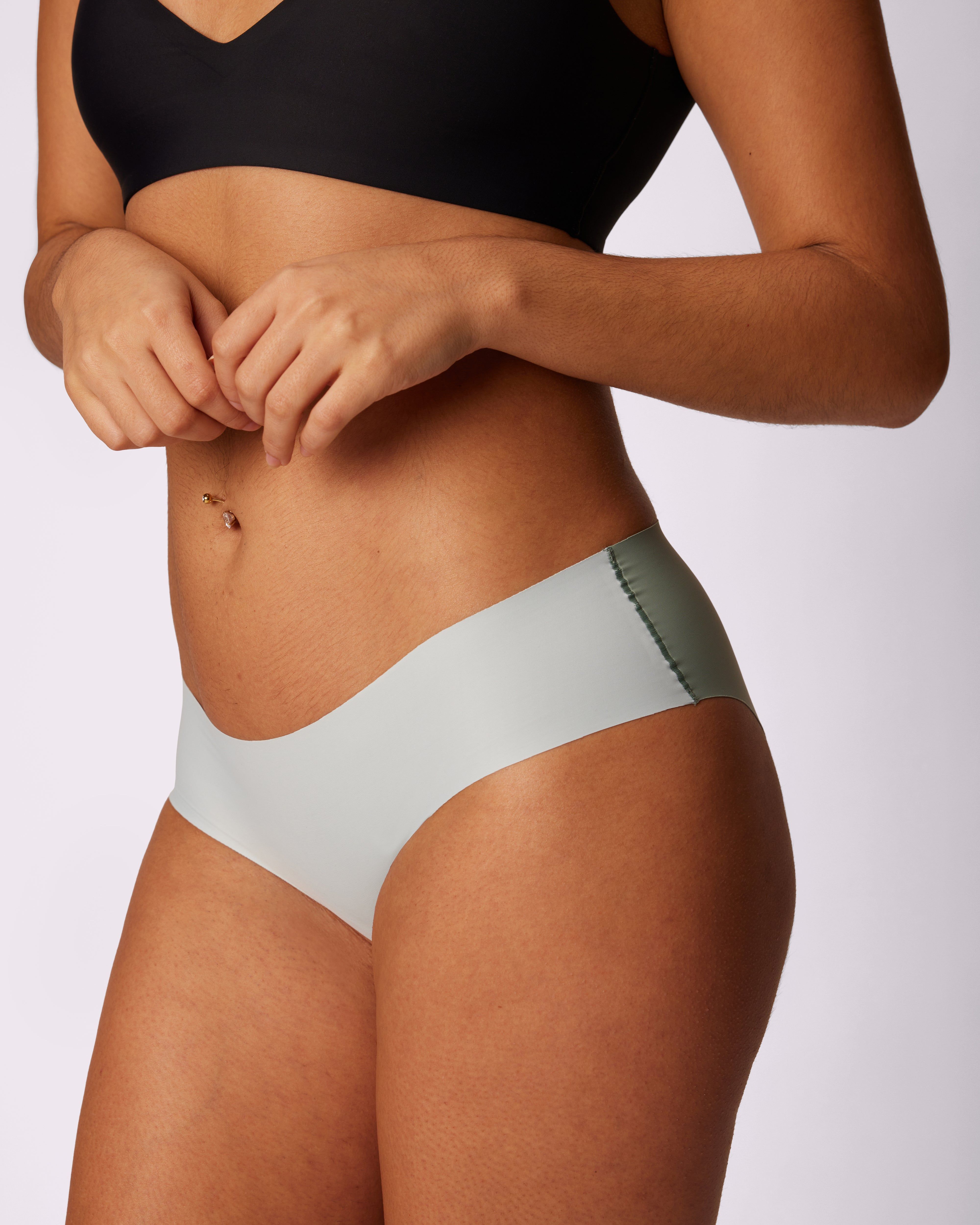 2XL Invisible Sculpt Hip Hugger | Seamless Universal | Archive (Winterfresh) sold by Parade product image thumbnail 4