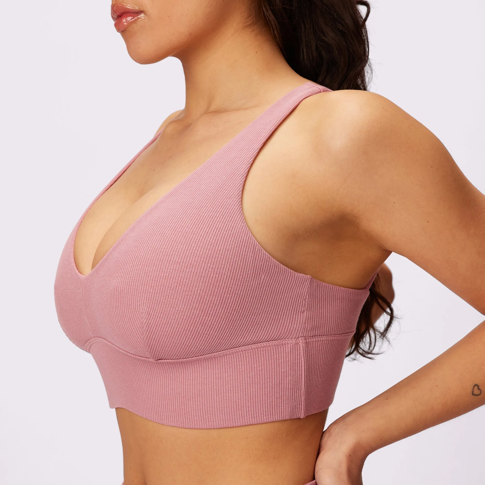 Lush Sculpt Plunge Longline Bralette | Lush Rib | Archive (Rose Petal) sold by Parade product image thumbnail 4