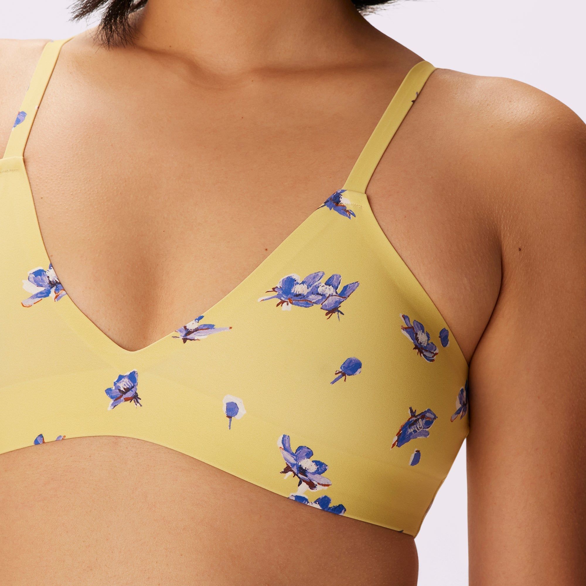 Smooth Lift Triangle Bralette | Seamless Universal | Archive (Lavender Sun) sold by Parade product image thumbnail 4