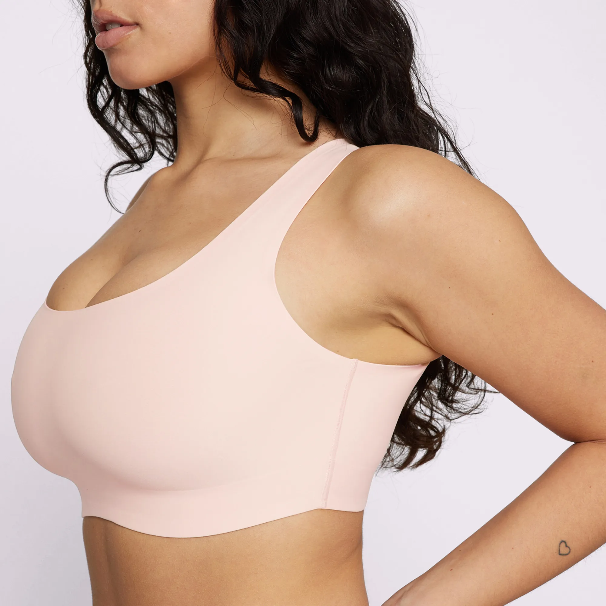Support Lift Scoop Bralette | Seamless Universal (Peach Whip) sold by Parade product image thumbnail 3