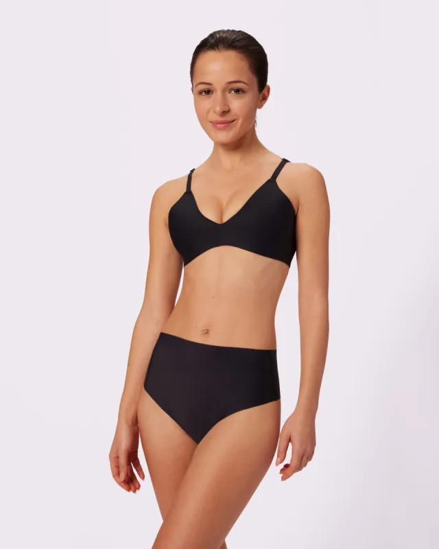 Smooth Lift Triangle Bralette | Seamless Universal (Eightball) made by Parade