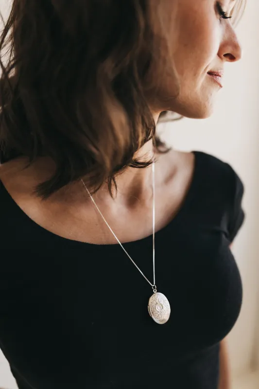 Secret Garden Oval Locket ( Silver) sold by Sydney Rose