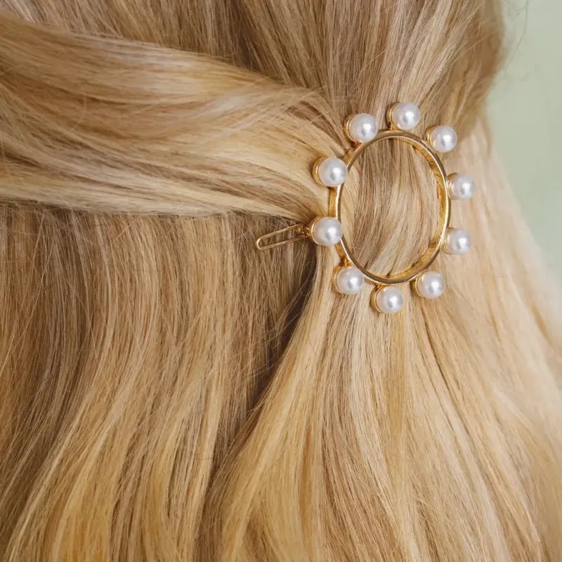 Pearl Halo Clip made by Sydney Rose
