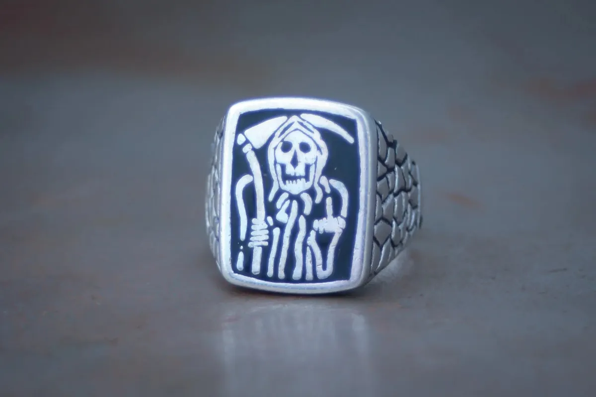 1980s Middle Finger Reaper Biker Ring Size- 11, 12, & 13 made by Kilroy-VTG